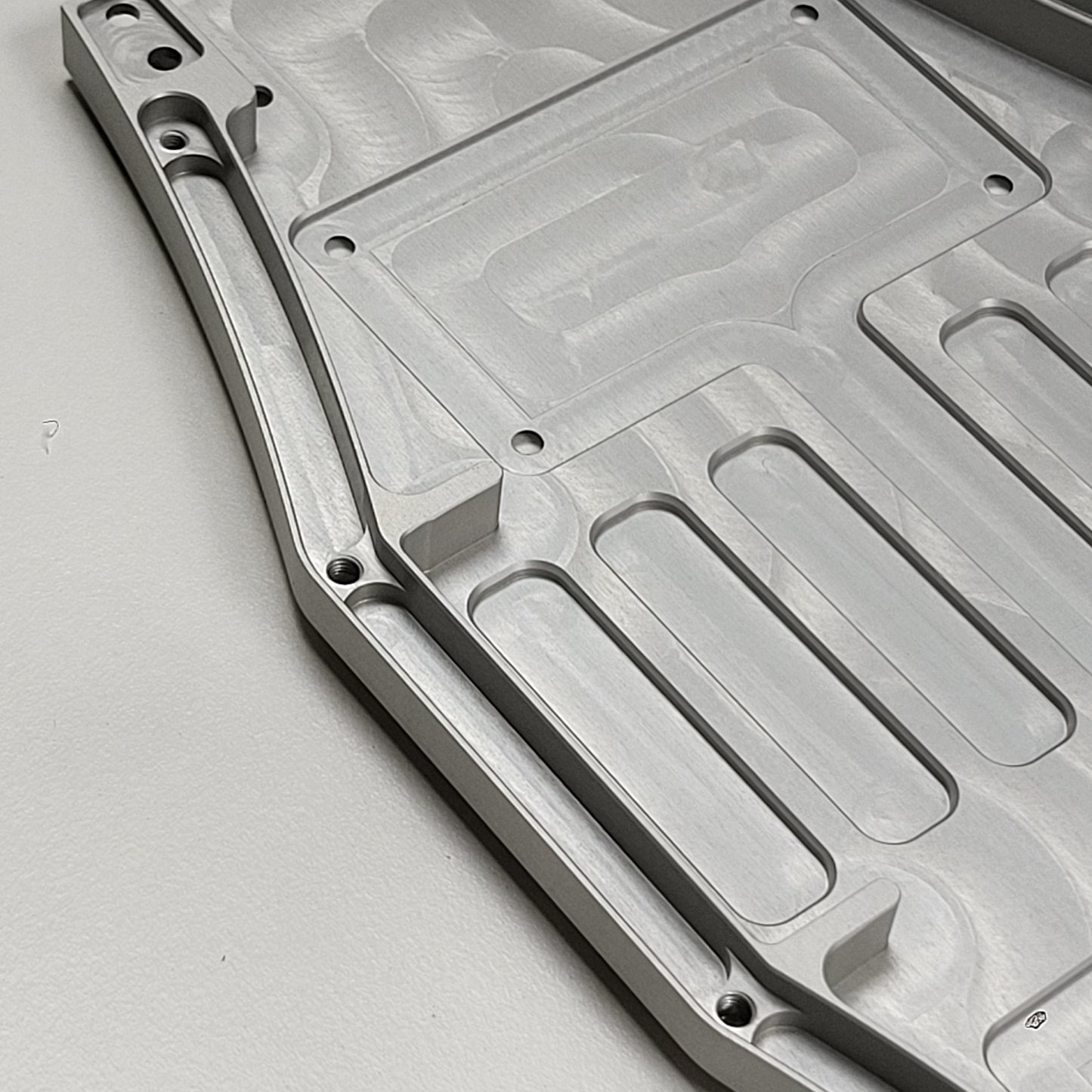 AE - B6.4 - RF3 Chassis