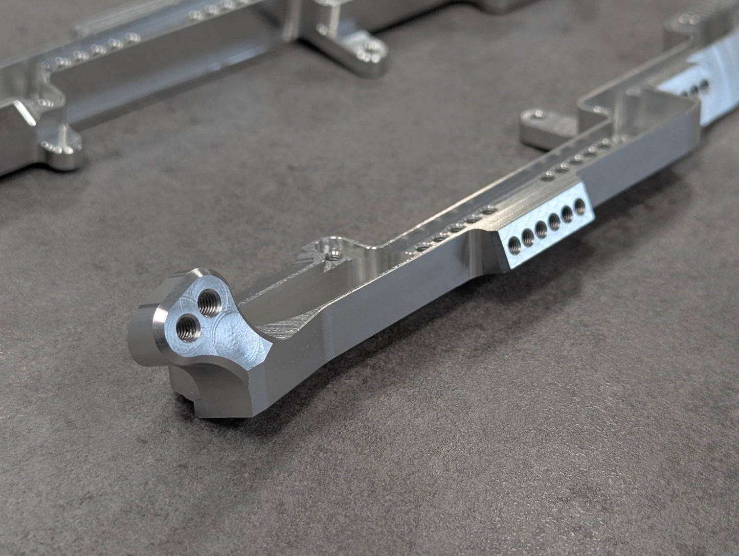 B7 - WS Fast Fox B7 Billet Aluminium Chassis Rails (Pair)