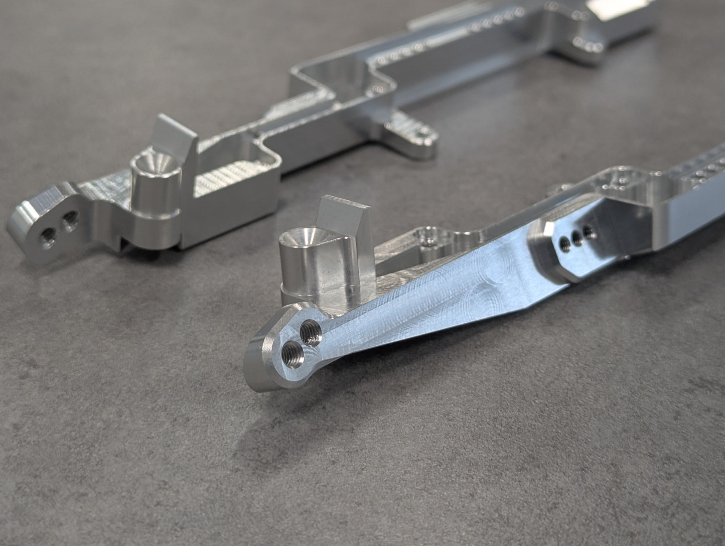 B7 - WS Fast Fox B7 Billet Aluminium Chassis Rails (Pair)